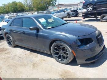  Salvage Chrysler 300