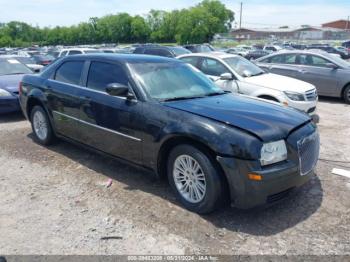  Salvage Chrysler 300