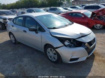  Salvage Nissan Versa