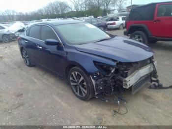  Salvage Nissan Altima