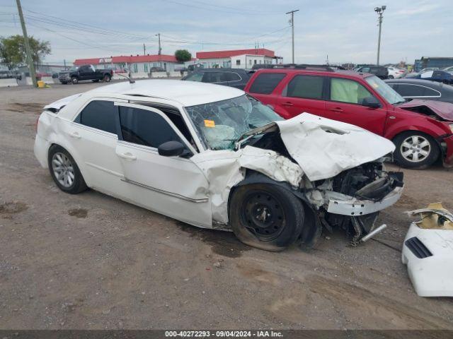  Salvage Chrysler 300