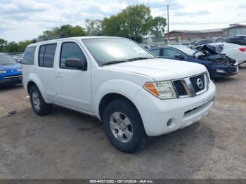  Salvage Nissan Pathfinder