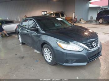  Salvage Nissan Altima