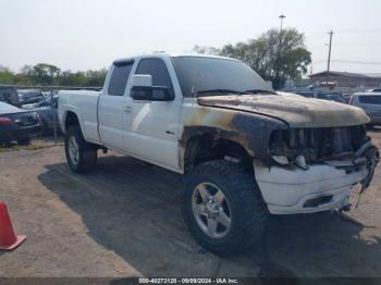  Salvage Chevrolet Silverado 2500