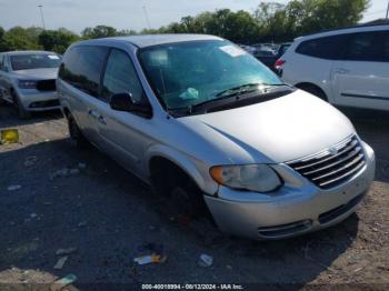  Salvage Chrysler Town & Country