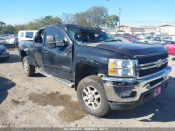  Salvage Chevrolet Silverado 2500