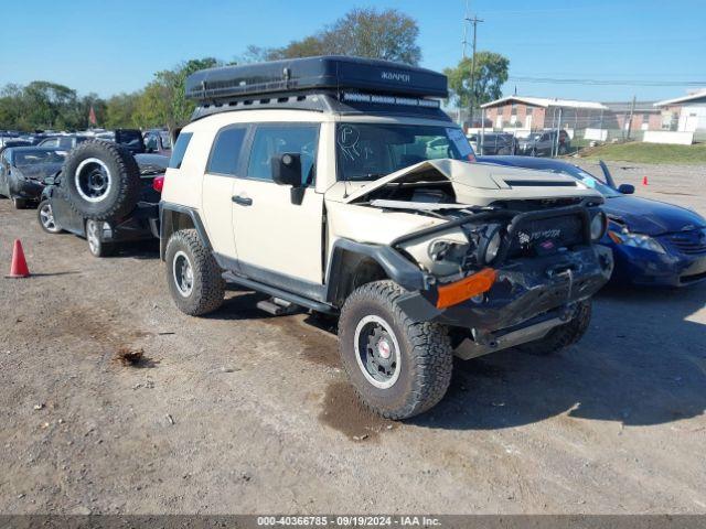  Salvage Toyota FJ Cruiser