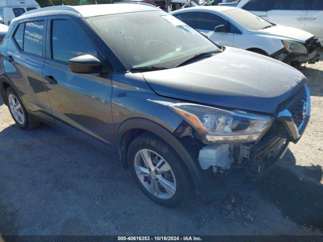  Salvage Nissan Kicks