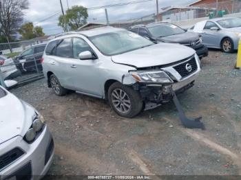  Salvage Nissan Pathfinder