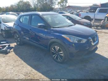  Salvage Nissan Kicks