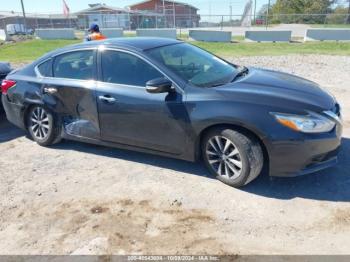  Salvage Nissan Altima