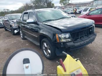  Salvage Chevrolet Avalanche 1500