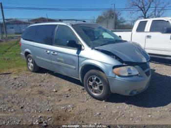  Salvage Dodge Grand Caravan