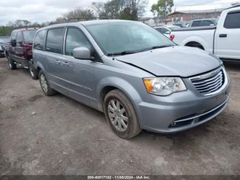  Salvage Chrysler Town & Country