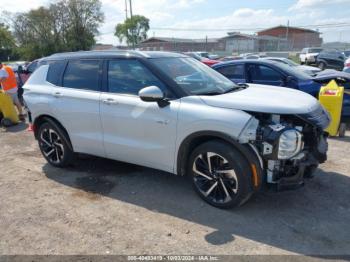  Salvage Mitsubishi Outlander