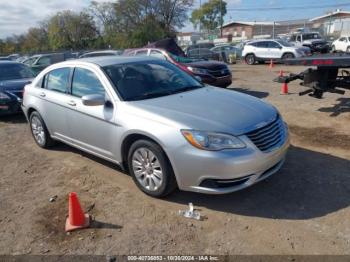  Salvage Chrysler 200