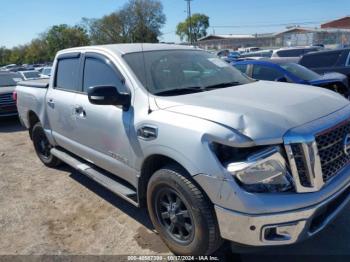  Salvage Nissan Titan