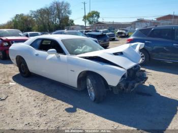  Salvage Dodge Challenger