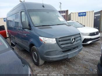  Salvage Mercedes-Benz Sprinter 2500