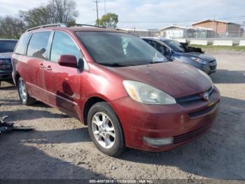  Salvage Toyota Sienna