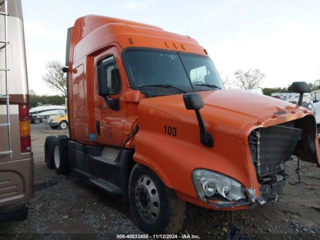  Salvage Freightliner Cascadia 125