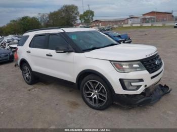  Salvage Ford Explorer