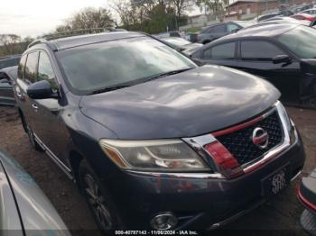  Salvage Nissan Pathfinder