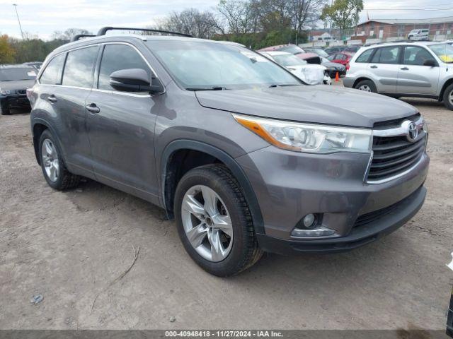  Salvage Toyota Highlander