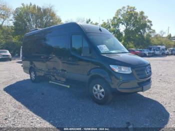  Salvage Mercedes-Benz Sprinter 2500