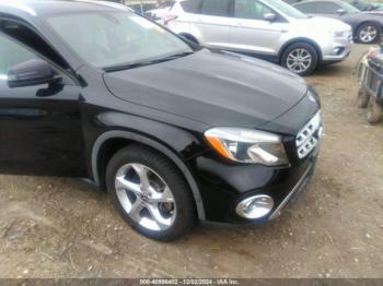  Salvage Mercedes-Benz GLA