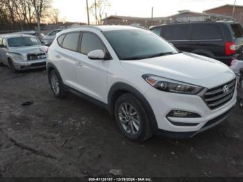  Salvage Hyundai TUCSON