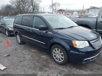  Salvage Chrysler Town & Country