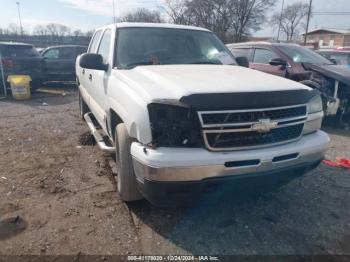  Salvage Chevrolet Silverado 1500