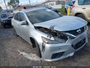  Salvage Nissan Altima