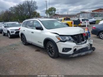  Salvage Nissan Pathfinder