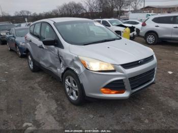  Salvage Ford Escape