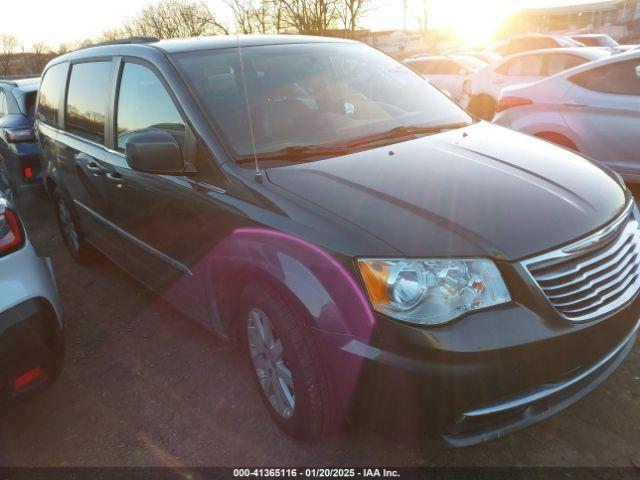  Salvage Chrysler Town & Country