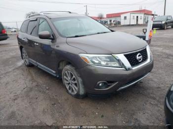  Salvage Nissan Pathfinder