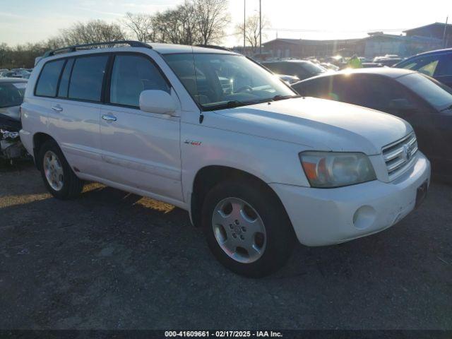  Salvage Toyota Highlander