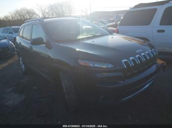  Salvage Jeep Cherokee