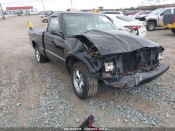  Salvage Chevrolet S-10