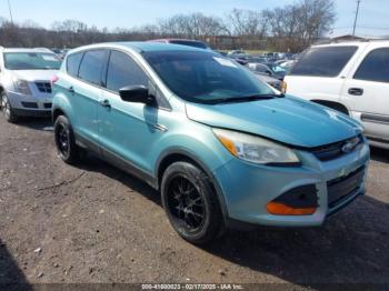  Salvage Ford Escape