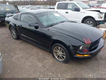  Salvage Ford Mustang