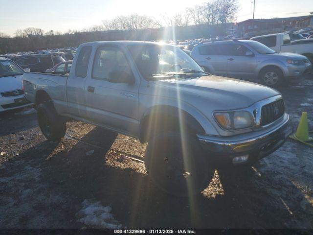  Salvage Toyota Tacoma