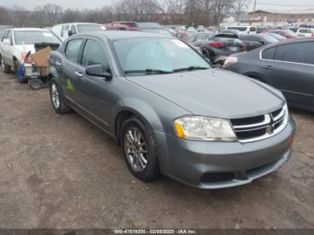  Salvage Dodge Avenger