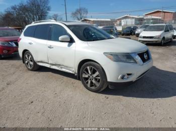  Salvage Nissan Pathfinder