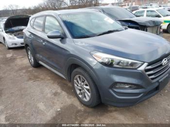  Salvage Hyundai TUCSON