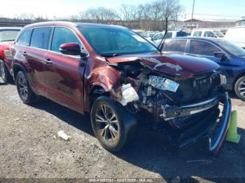  Salvage Toyota Highlander