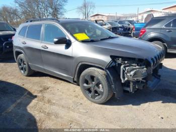  Salvage Jeep Cherokee