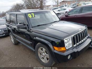  Salvage Jeep Commander